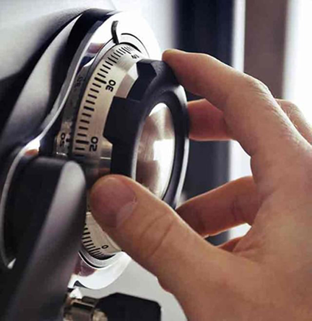 炉霍开修保险柜锁